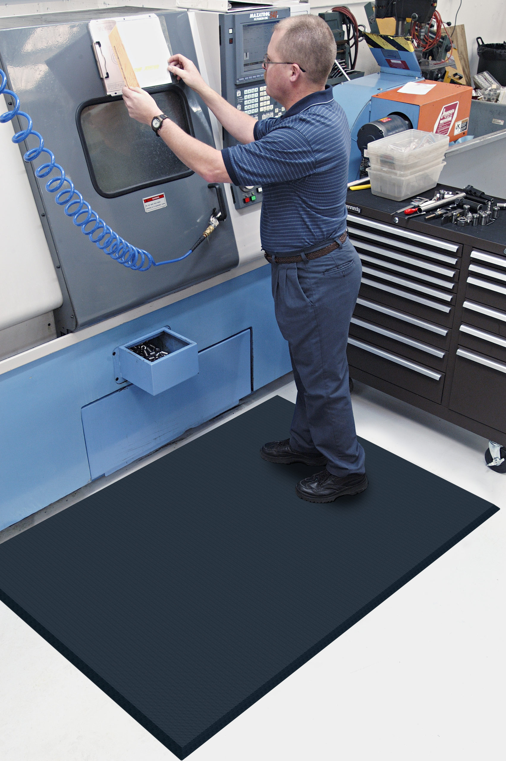 Anti-fatigue mat